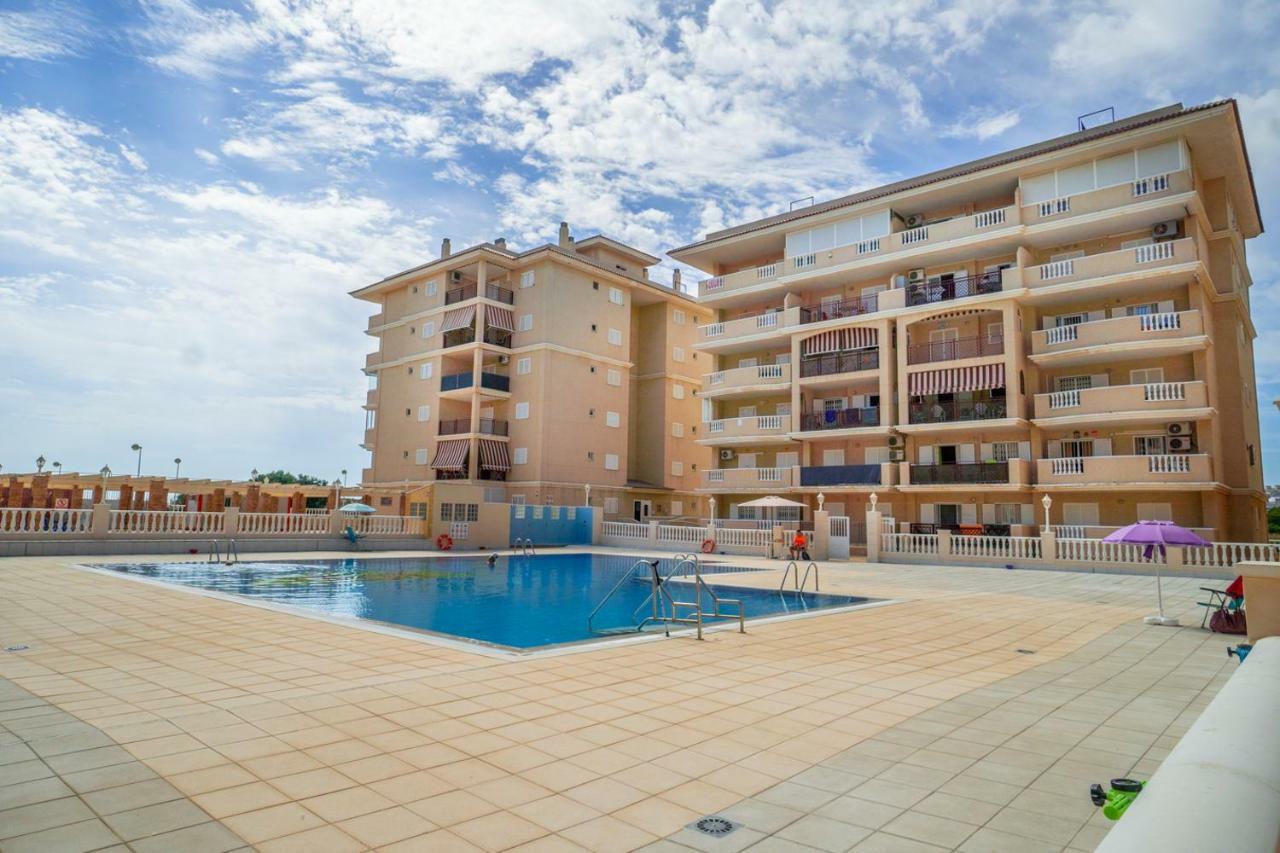 Apartment Sunny La Mata La Mata  Buitenkant foto
