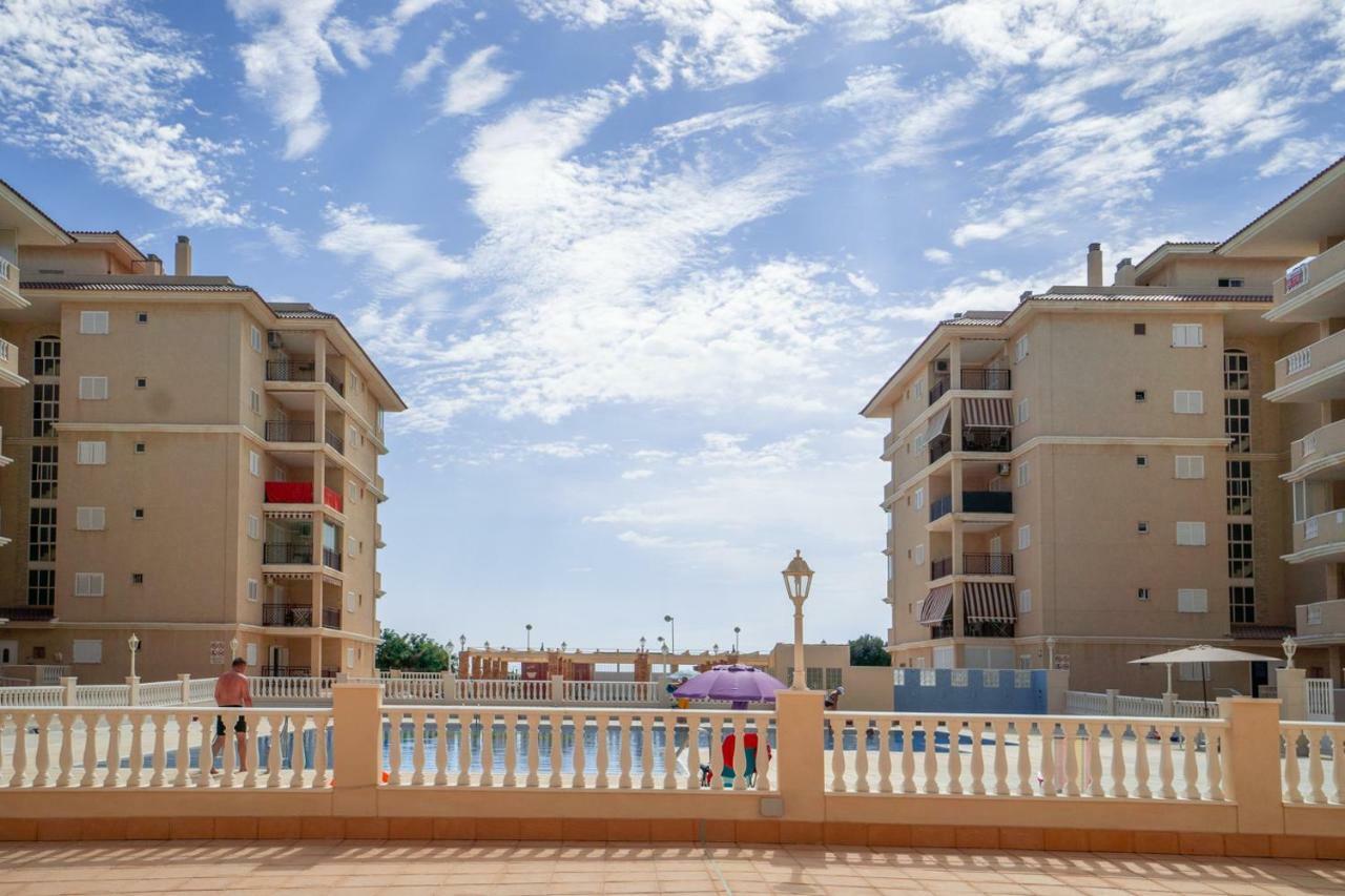 Apartment Sunny La Mata La Mata  Buitenkant foto